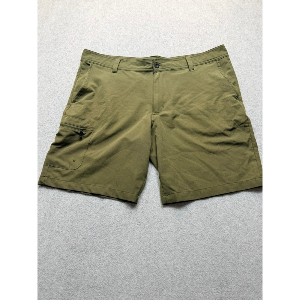 Magellan First Ascent Mens Olive Green Hiking Cargo Shorts Size 40